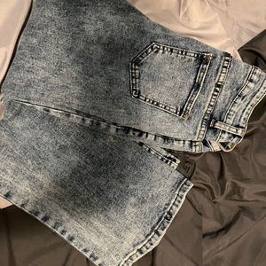 Acid wash jeans